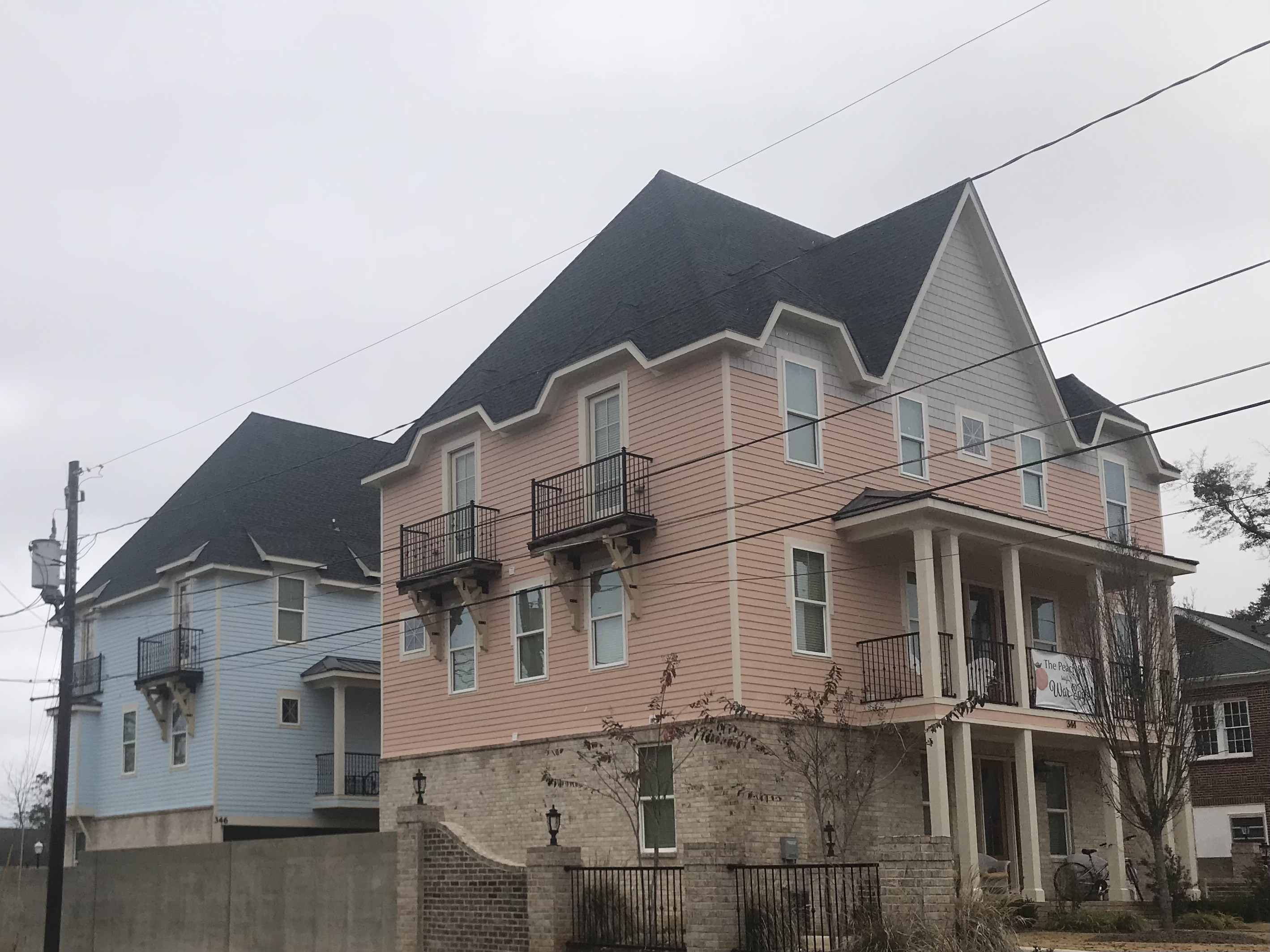 Steep-slope shingle project near Auburn University
